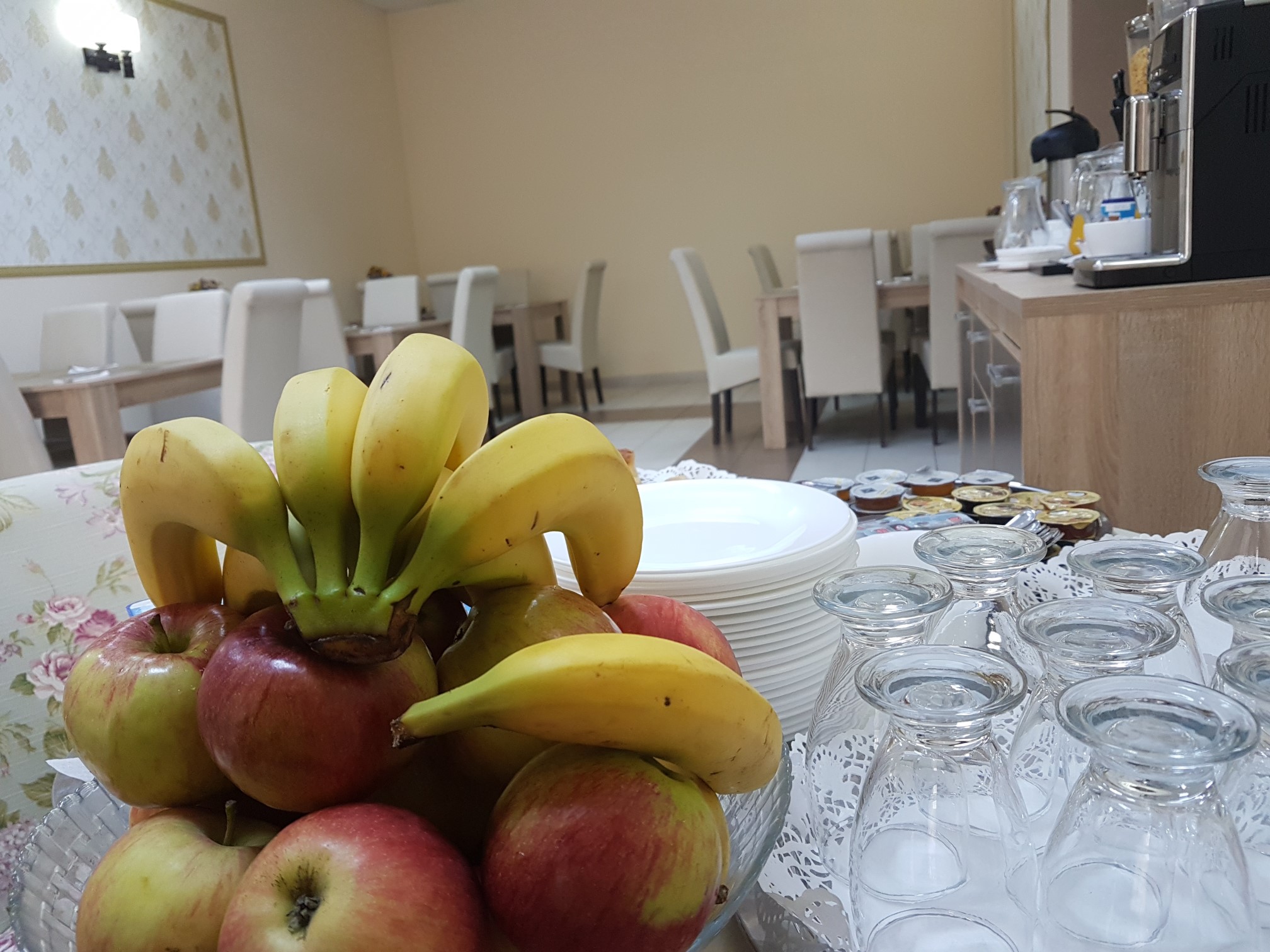 Hotel New, Baia Mare Facilitati Camere. Bar, Parcare, Mic dejun